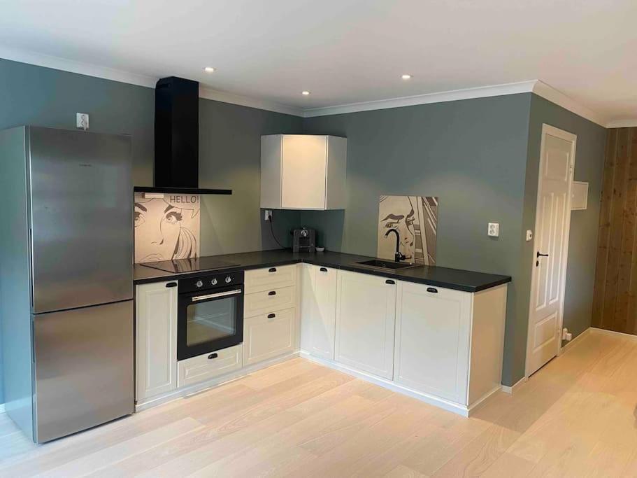 Apartment At Ranvik Near City Center - Parking Available Sandefjord Exterior photo